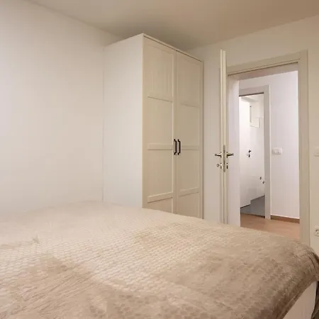 With Parking Space - 23861 Apartment Opatija