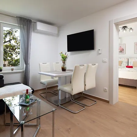 With A Parking Space - 23861 Apartment