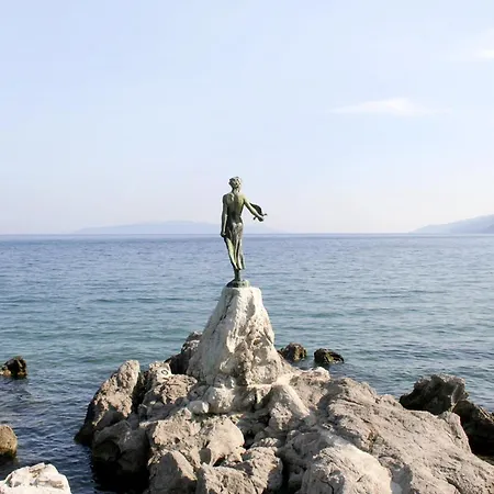 With A Parking Space - 23861 Appartement Opatija