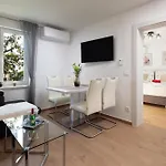 With Parking Space - 23861 Апартаменты
