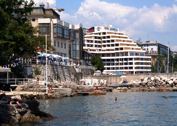 Apartman With Parking Space - 23861 Opatija